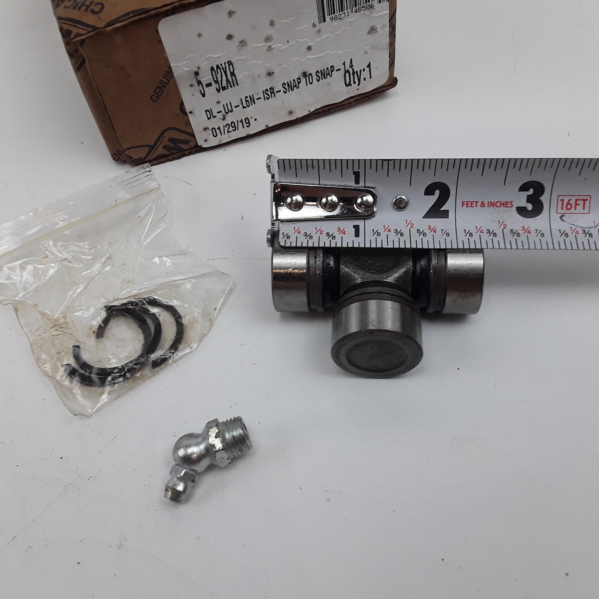 Universal Joint Fits GMC P35/P3500 Van P3500 P35 Chevrolet P30 Van P30 1970-1999