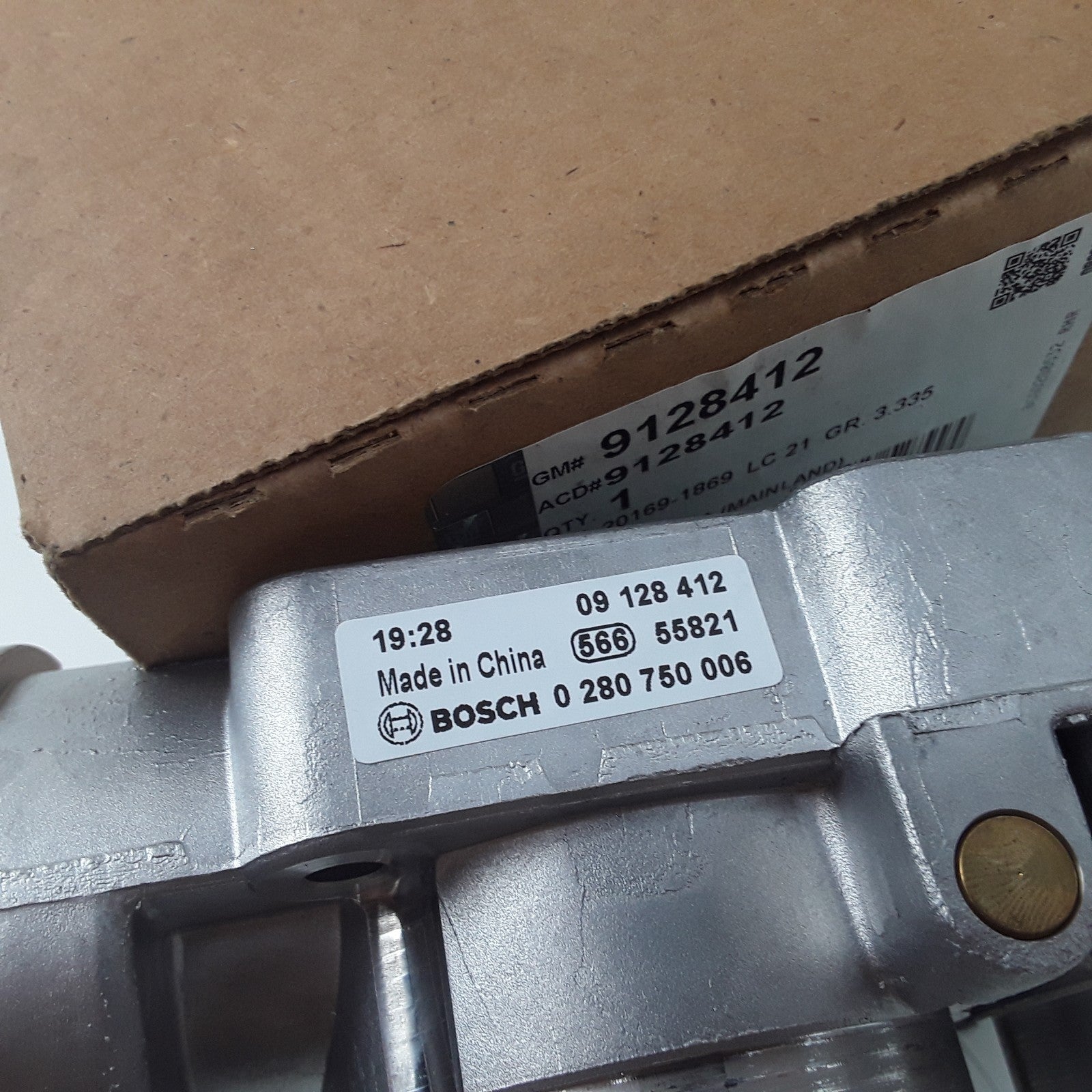 Fuel Injection Throttle Body Fits Cadillac Catera 1999-2001 CTS 2003-2004