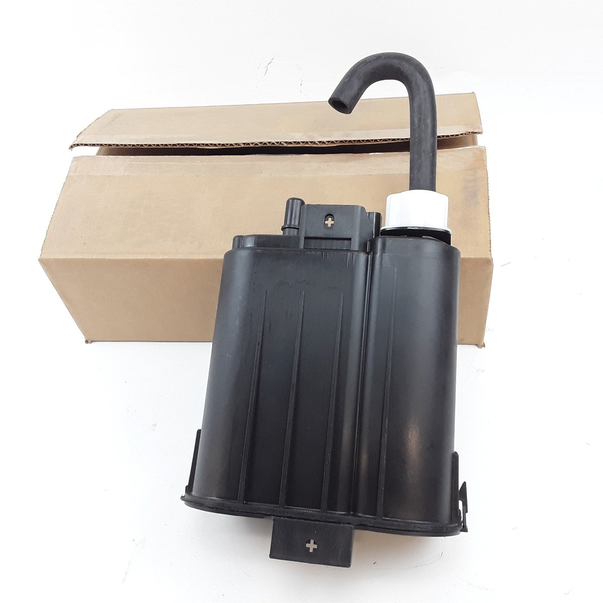 Fuel Vapor Canister Fits Chrysler Sebring (2008 2009 2010) Carquest CPN1379