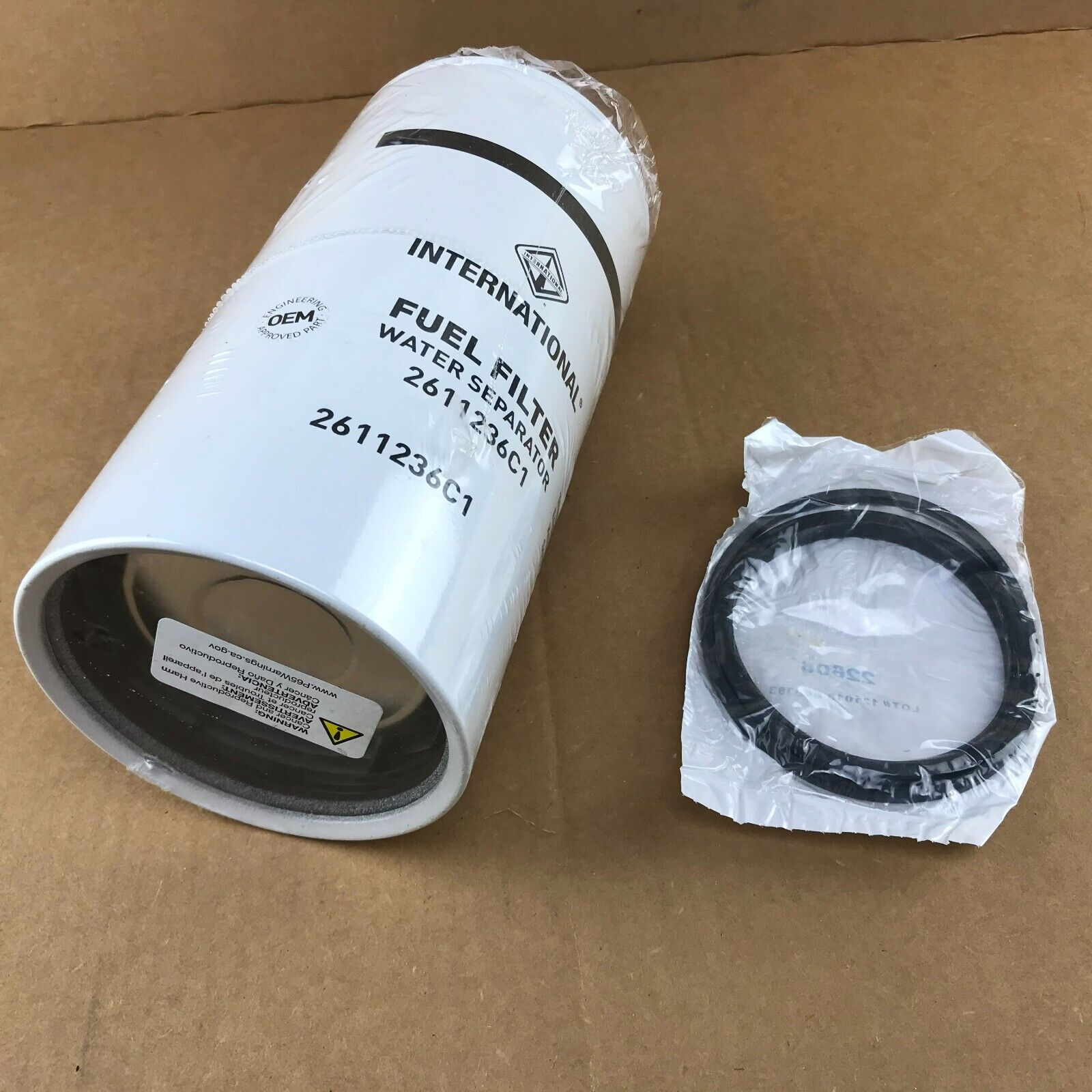 GENUINE OEM International 2611236C1 Fuel Water Separator Filter 7600 8600 FAST S - HotCarParts