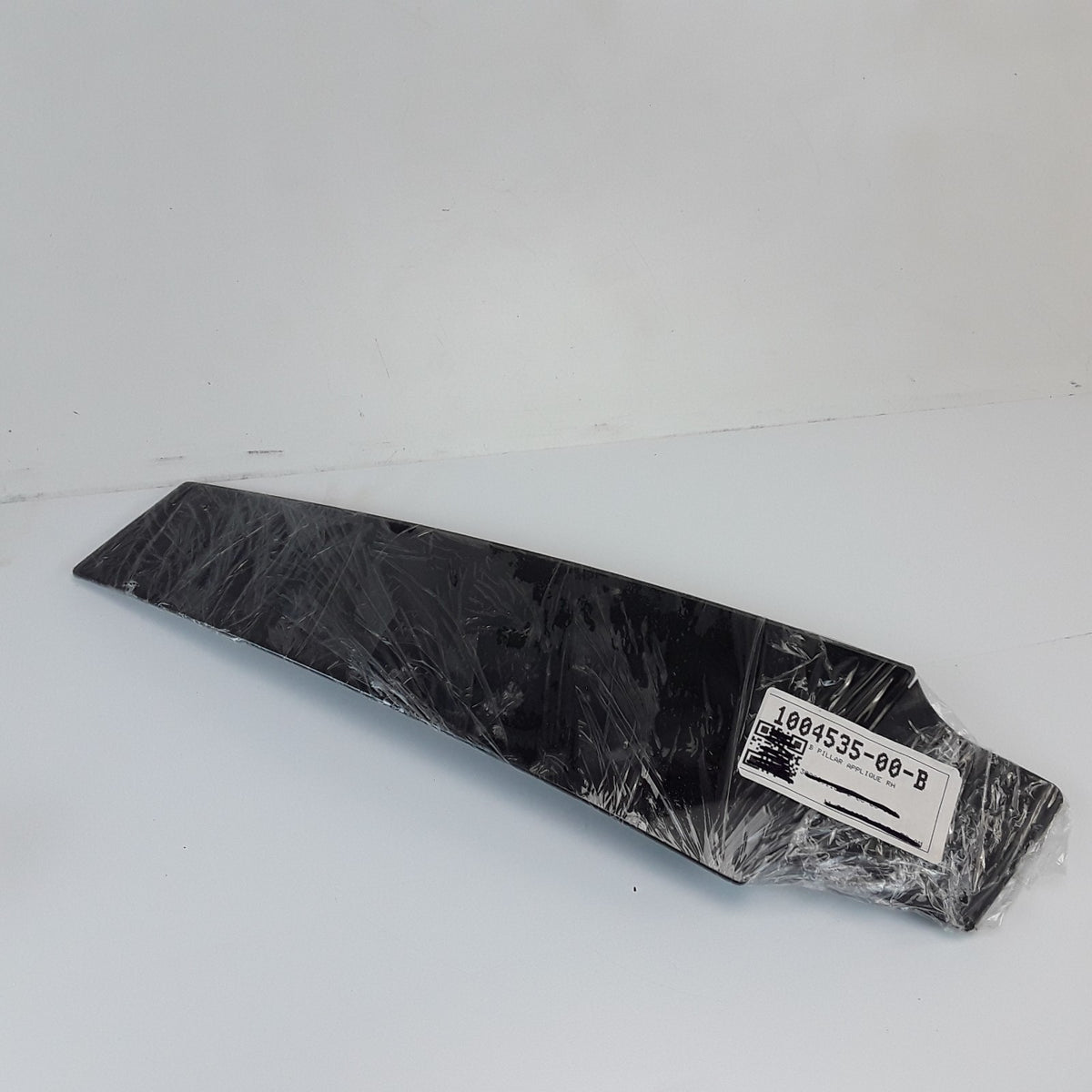 1004535-00-B Right B-Pillar Applique Assembly For Tesla Model S 2012-2021 OEM