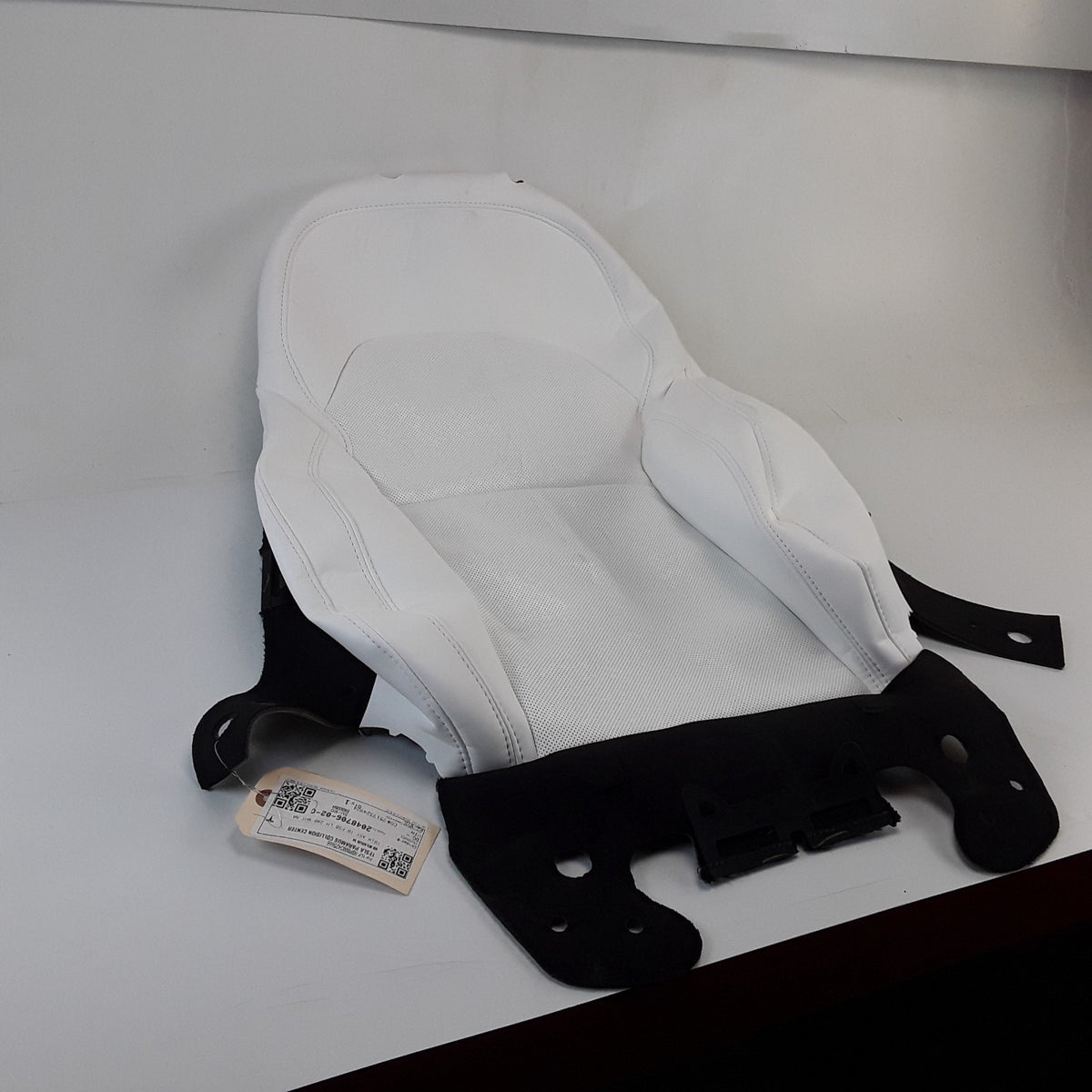 Model Y Feb 2025 Front Left Seat Back White Cover 2048706-02-C OEM