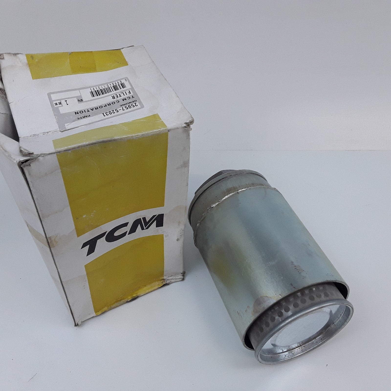 TCM 25957-52031 Hydraulic Suction Filter Forklift Fits FD35–50 / FG35–50