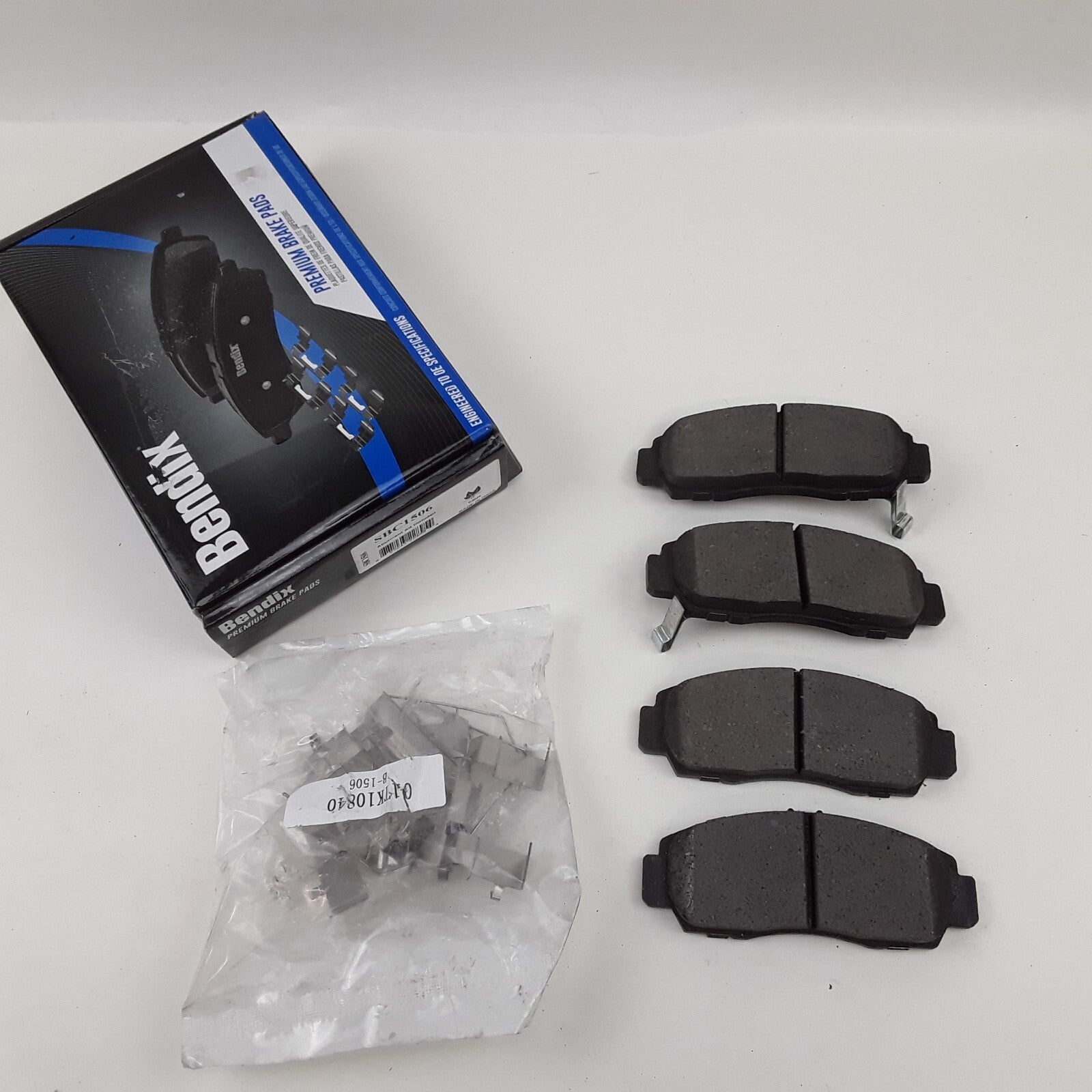 Front Premium Ceramic Disc Brake Pad Set Fit Honda Accord 2003-12 Acura CL 01-03