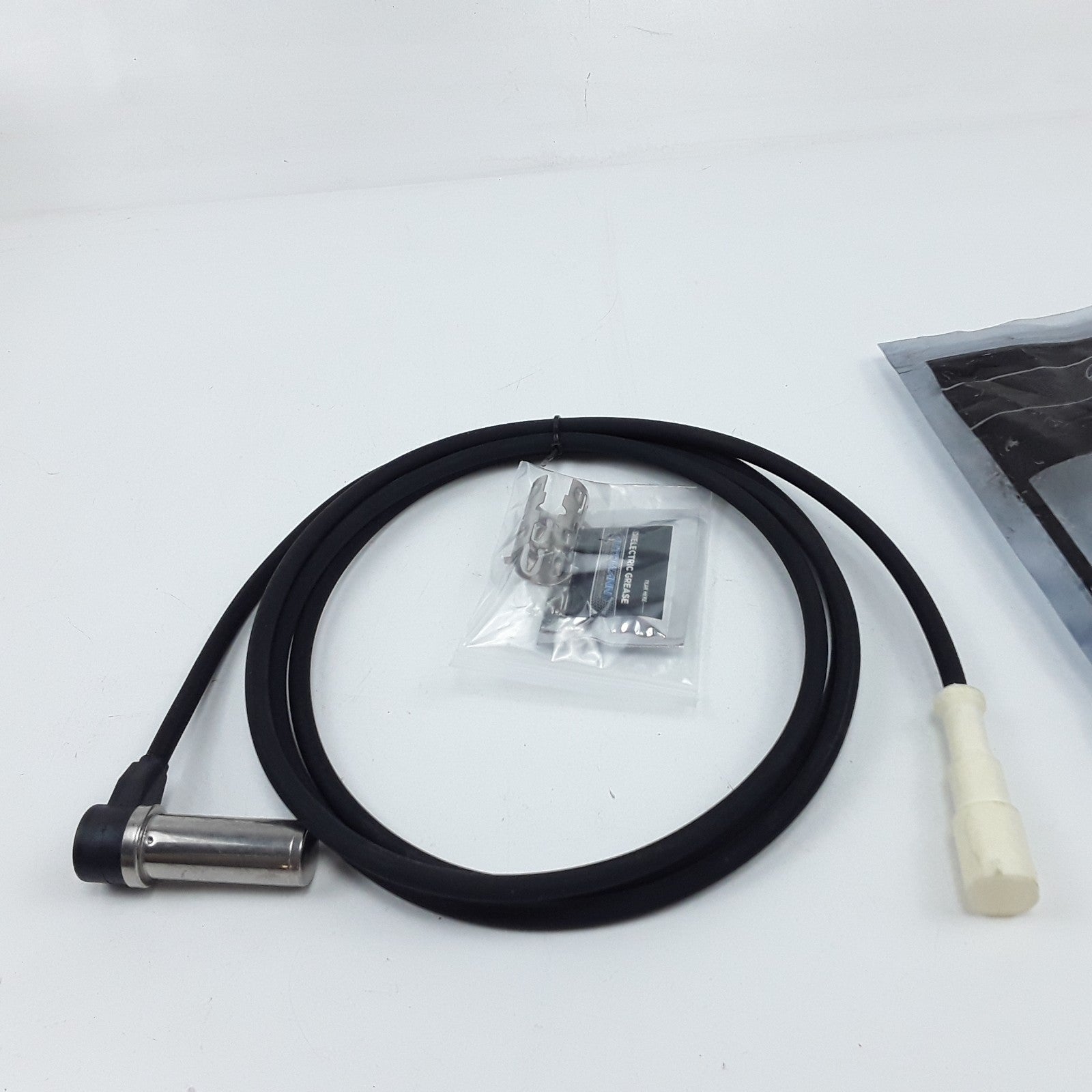 Automann 577.A801538 ABS Wheel Speed Sensor Assembly Fits Heavy Duty Trucks