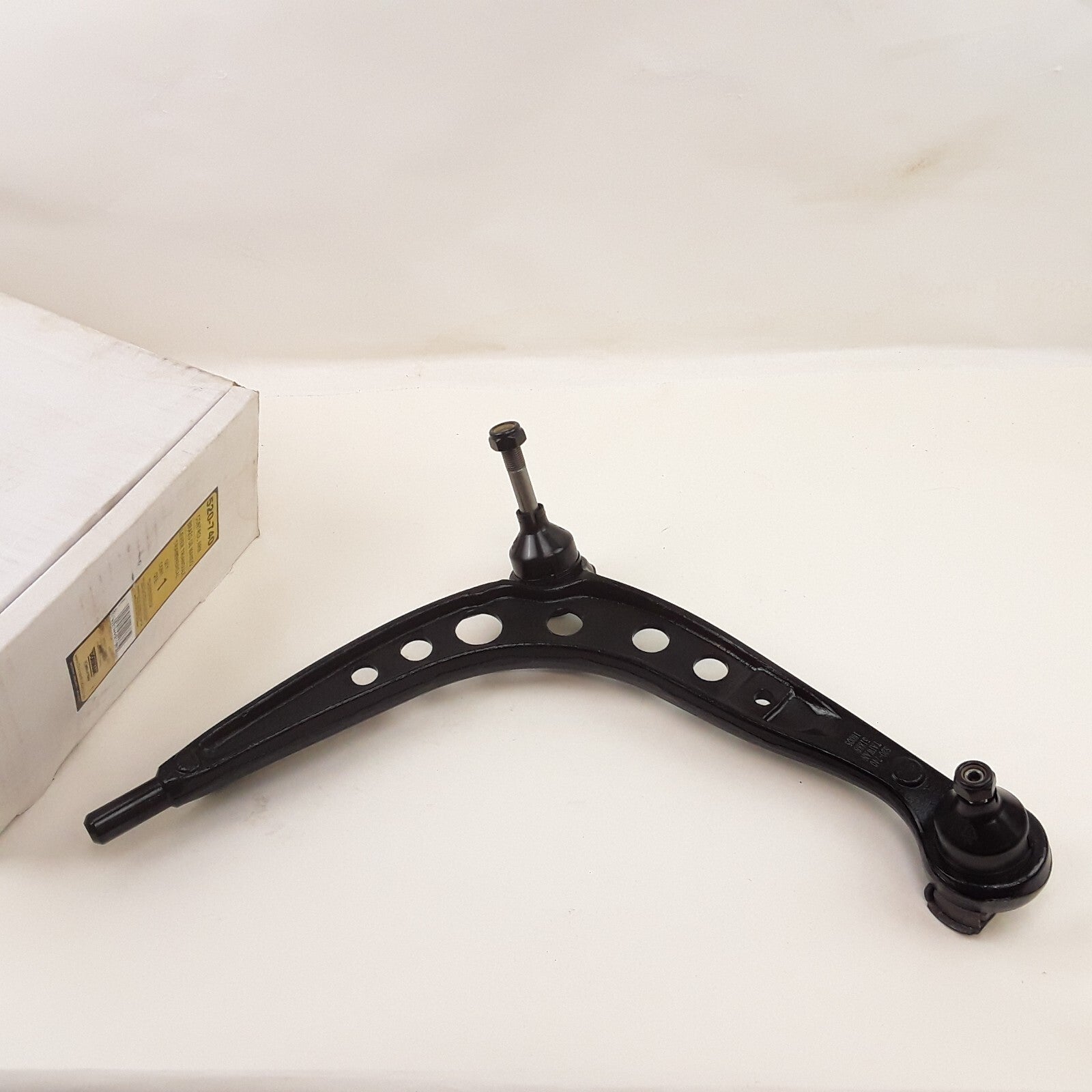 Front Right Suspension Control Arm Fits BMW 325i 325is 328i 328is 323i 1992-2002