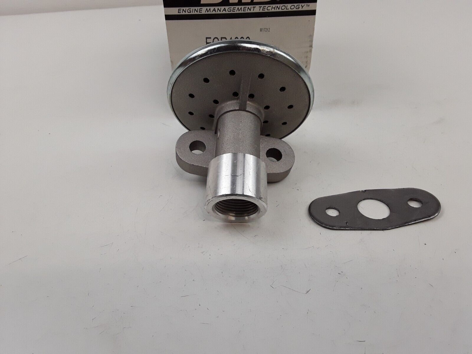 EGR Valve Fits Ford Mazda Mercury Escape Focus Tribute Cougar 2000-2004 - HotCarParts
