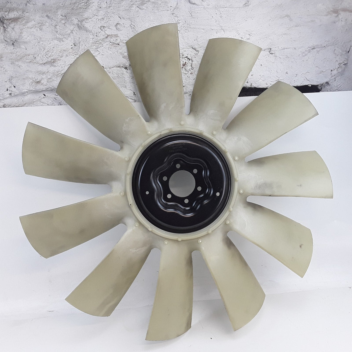 Mack 20477430 Engine Cooling Fan Blade Fits Mack Commercial Trucks