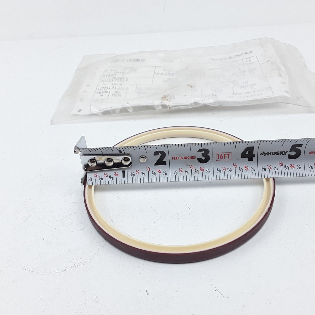 Scraper Link Pin Seal 11005099 Volvo L120C L90C L220D L90D L120D L150D A35C A40