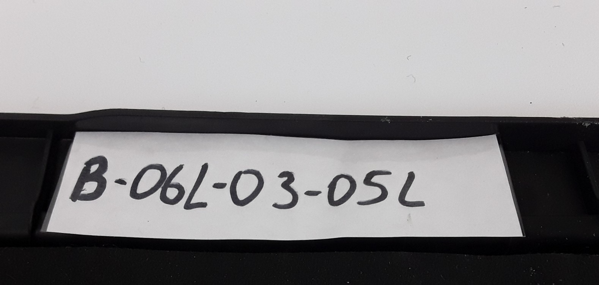 Model Y 2020-2025 RH Upper C-Pillar Trim 7 Seater 1494609-00-I OEM