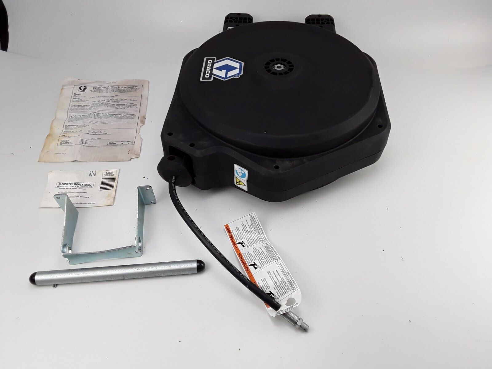 Graco HEH13D LD Series Enclosed Hose Reel with 1/4 in x 35 ft (6 mm X 11 m) Hose - HotCarParts