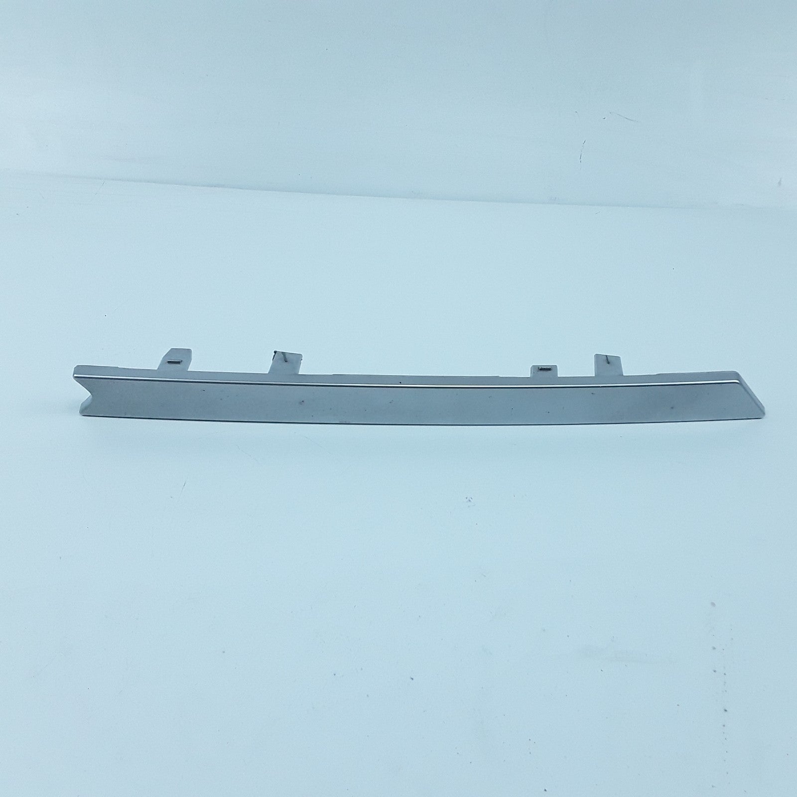 Front Grille Grill Molding Trim 84725262 For 2018-2024 Volvo VNL 760
