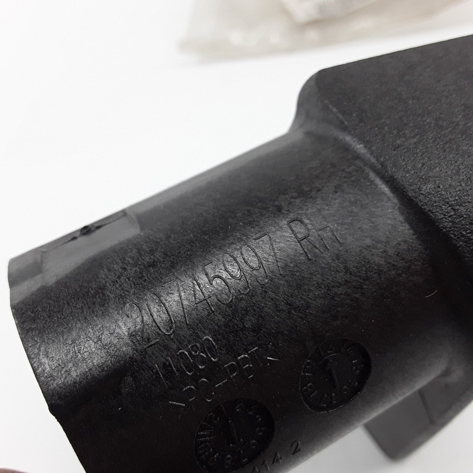 Rear Fairing Handle Fits Volvo VNL VN (1998 1999 2000 2001 2002 2003 2004-2018)