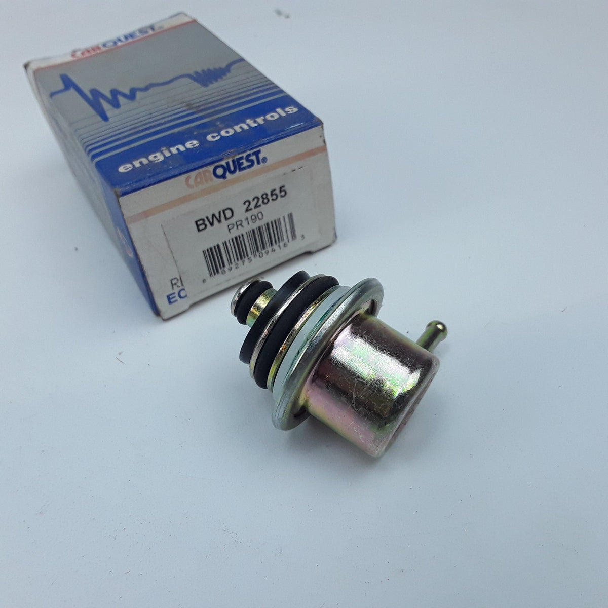 Fuel Pressure Regulator Fits Buick Oldsmobile Pontiac Chevrolet (1995 1996-2005)
