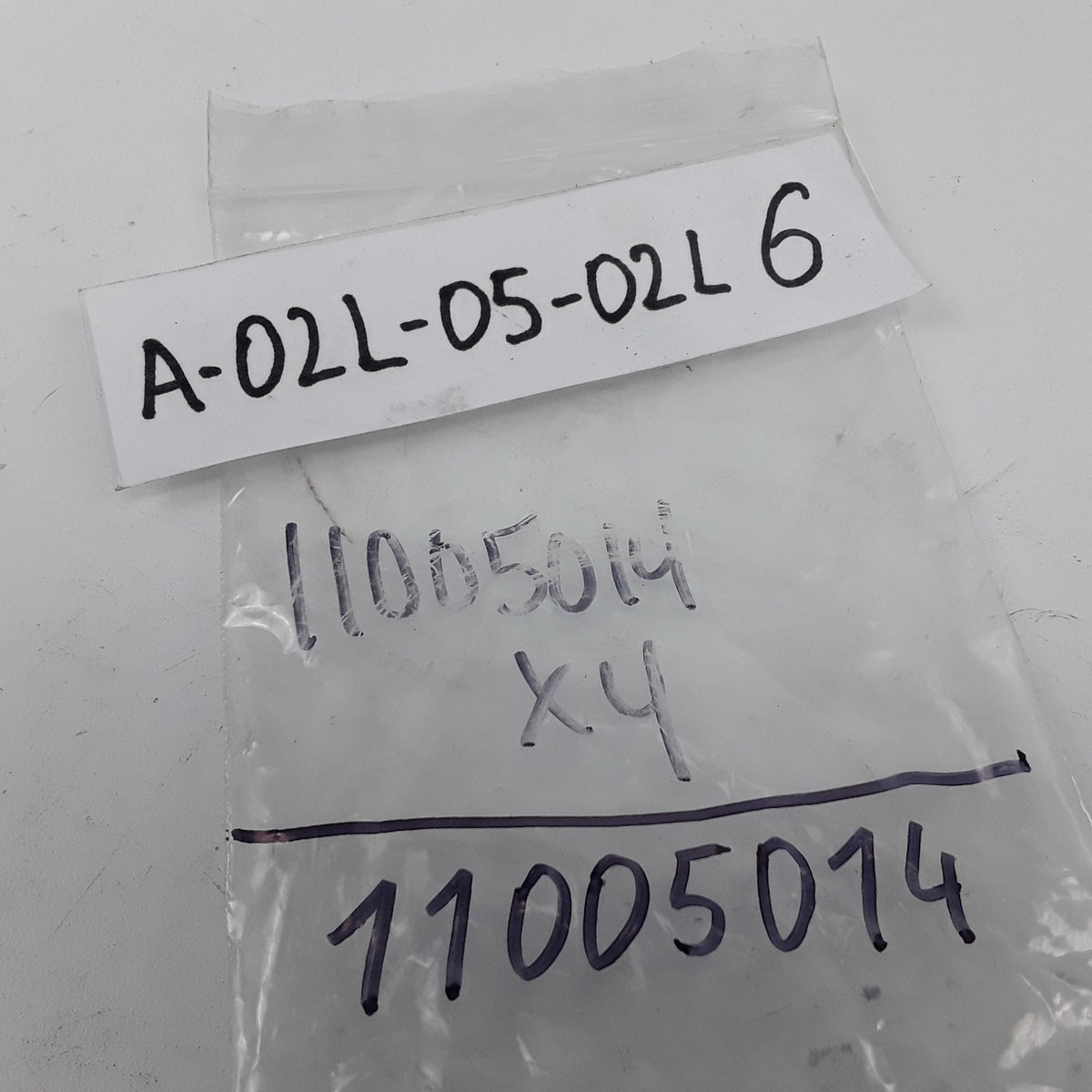 Genuine Volvo 11005014 Scraper Ring Oil Seal 11005014 For A20C A25C L120B L120C