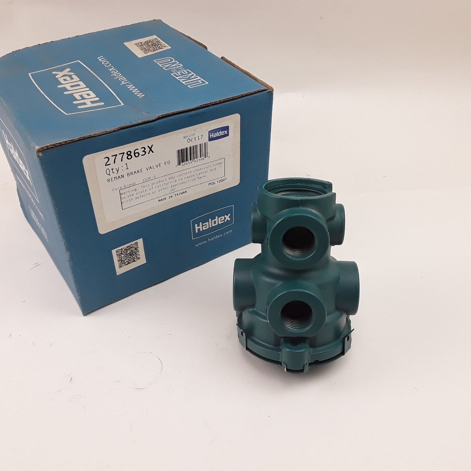 Haldex 277863X E-3 Air Brake Foot Valve Pedal Assembly Heavy Duty