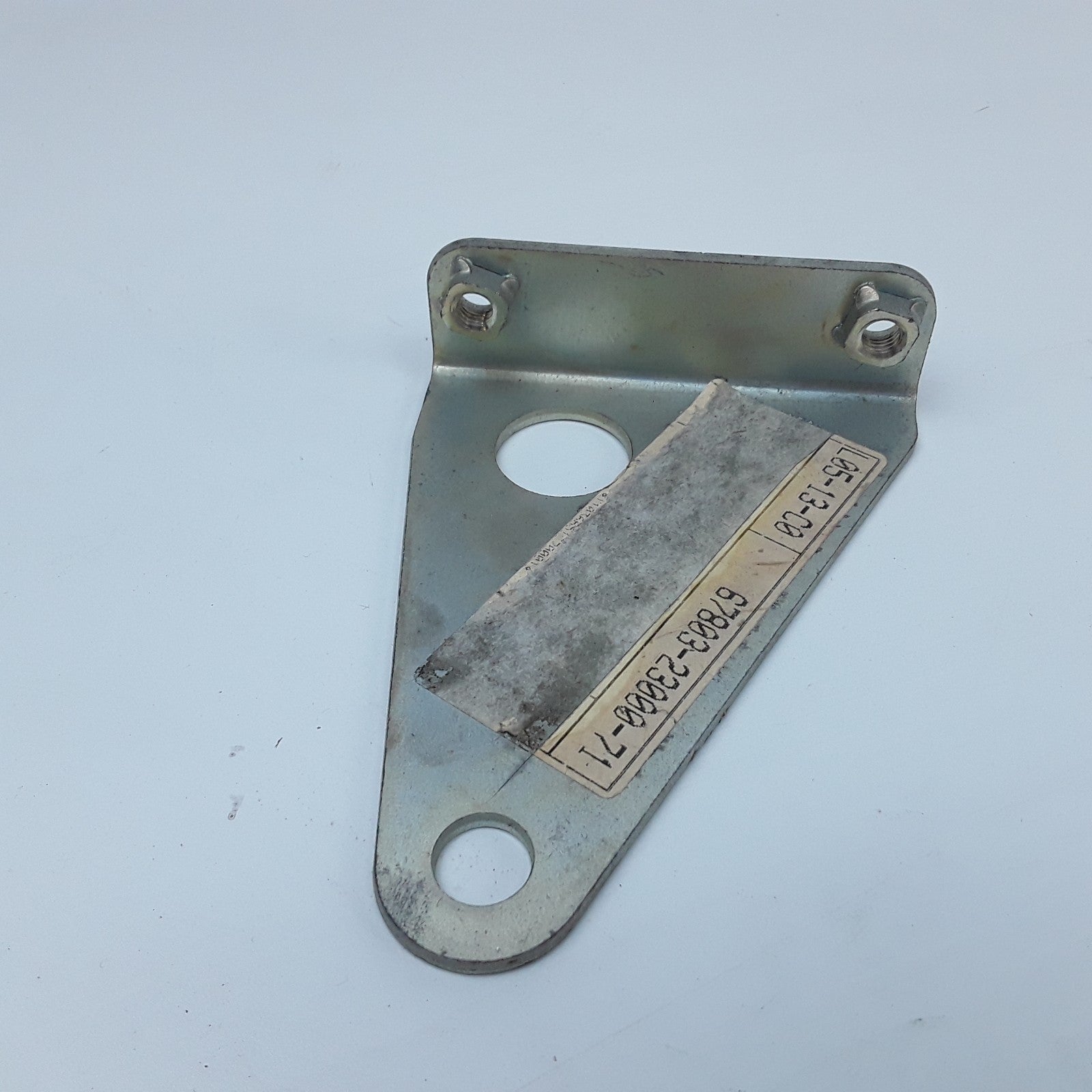 Toyota 67803-23000-71 Bracket/Guard Sub-Assembly For Heavy Duty Forklifts