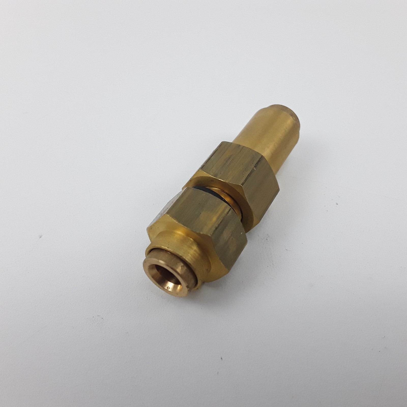 Brass PLC Bulkhead Fitting 8079639 For Volvo VNL Series Trucks