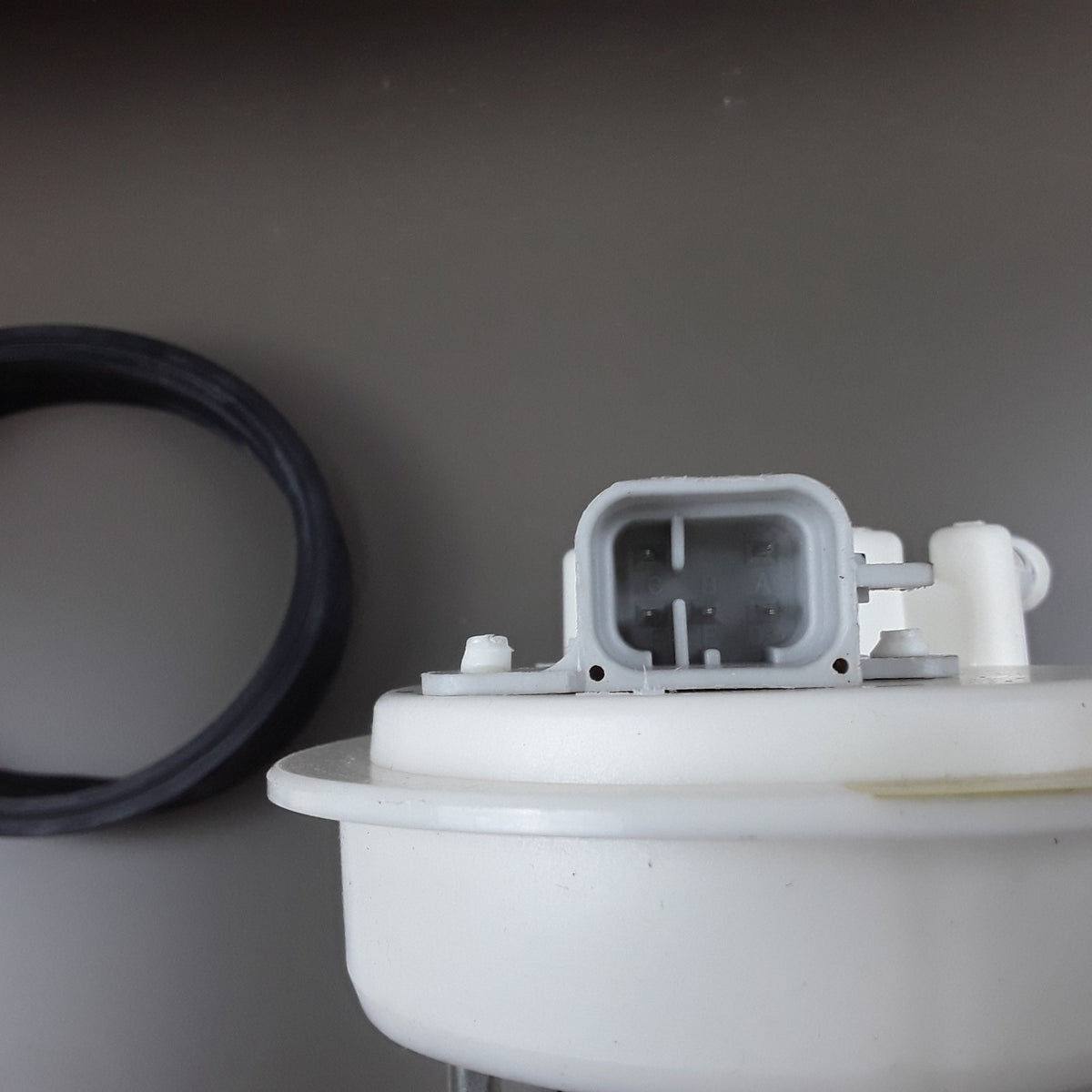 Delphi FG0010 Fuel Pump Module For Cadillac Seville Eldorado DeVille (1994-1996)