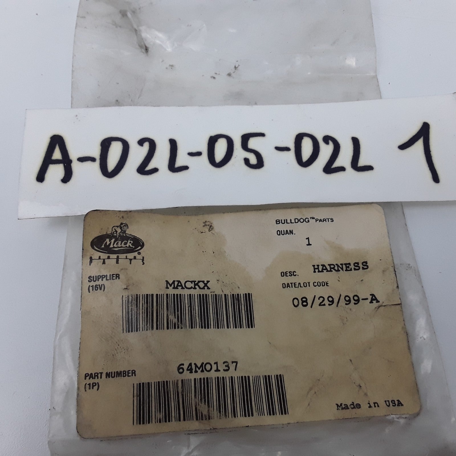 Pigtail Harness Socket 64MO137 For Heavy Duty Mack & Volvo Truck Series