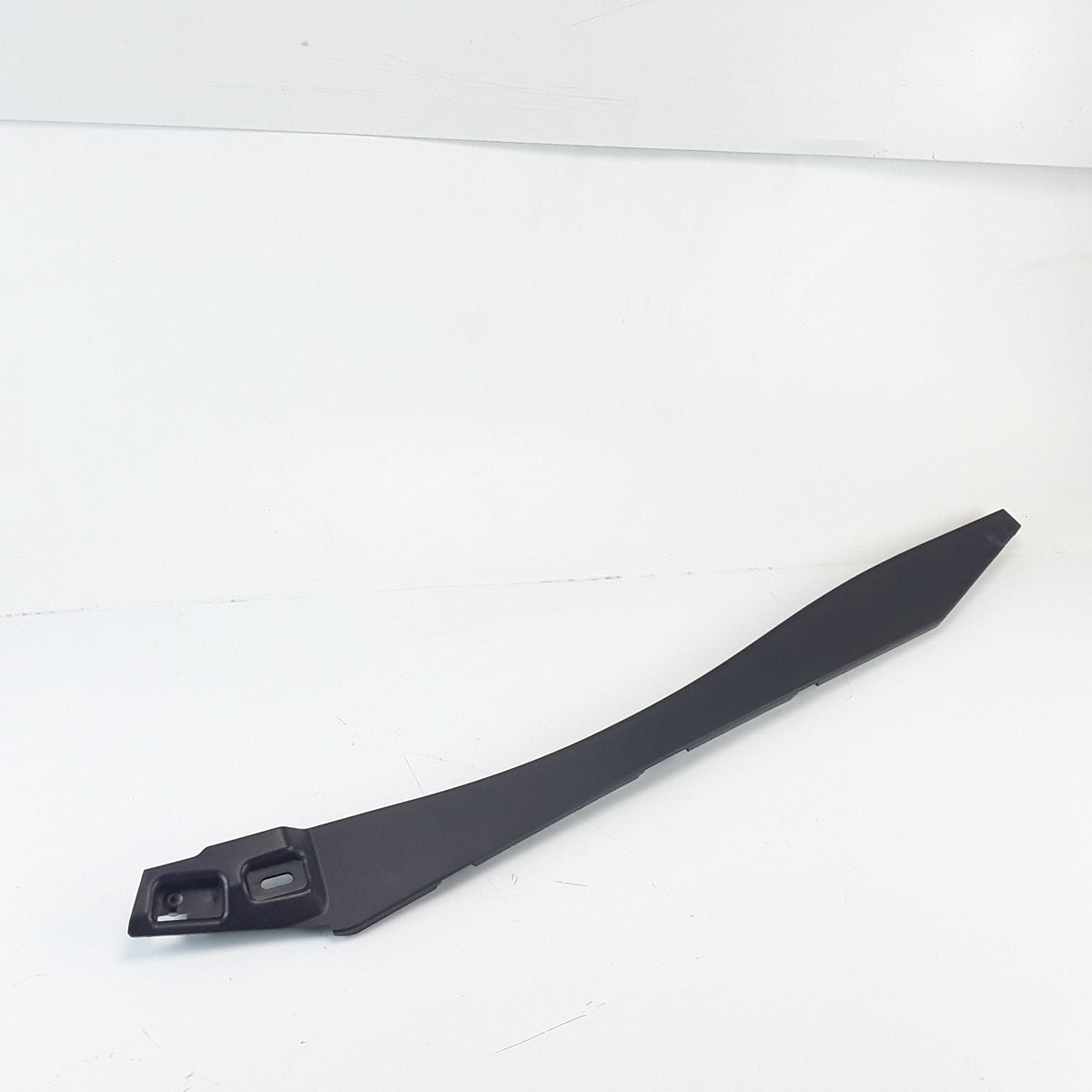 For Tesla 1848588-00-D Sail Baffle Closeout Right Hand Fits Tesla Cybertruck