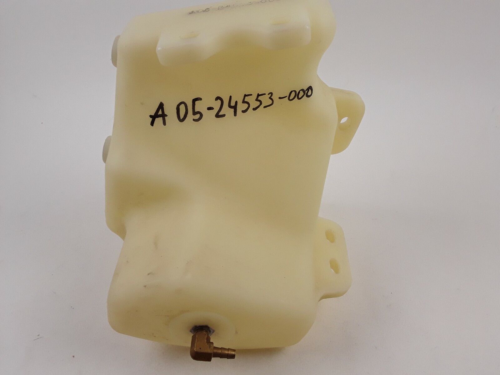 Freightliner A05-24553-000 Overflow COOLANT RECOVER Tank A05 24553 000 052455300 - HotCarParts
