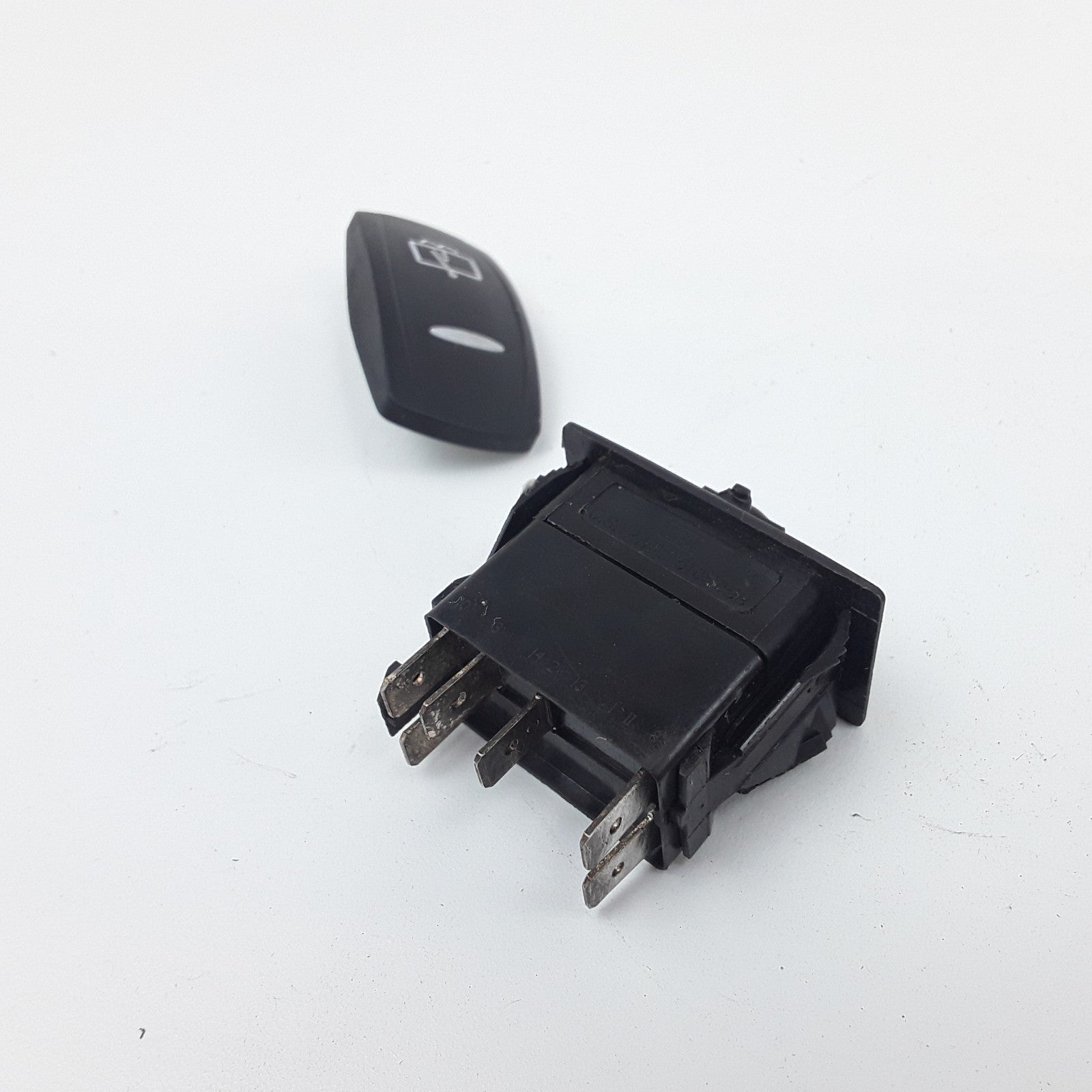 Switch Assembly Fits Volvo Articulated Haulers, Wheel Loaders, Rigid Haulers