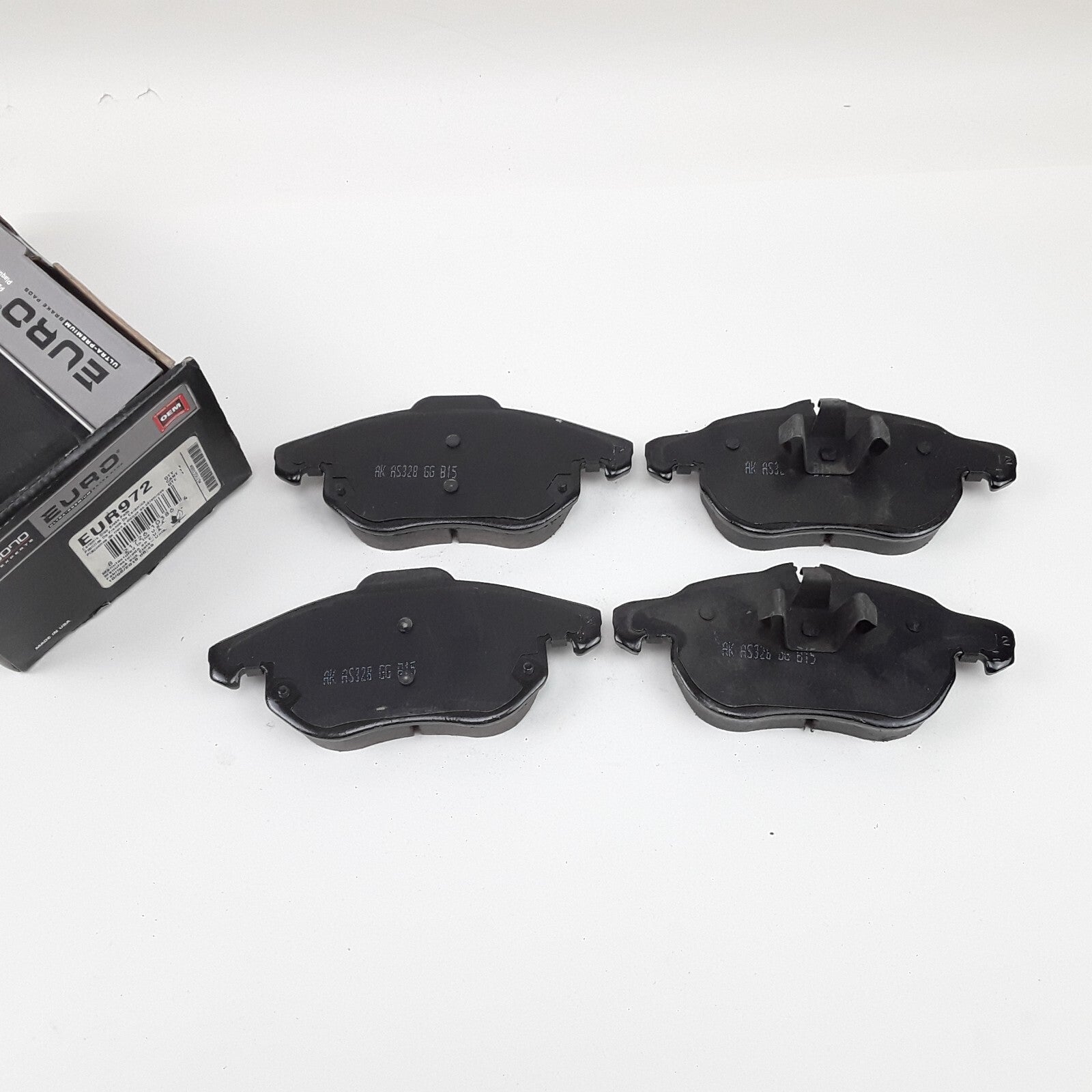 Front Ceramic Disc Brake Pad Set Fits Saab 9-3X & 9-3 2003-2011