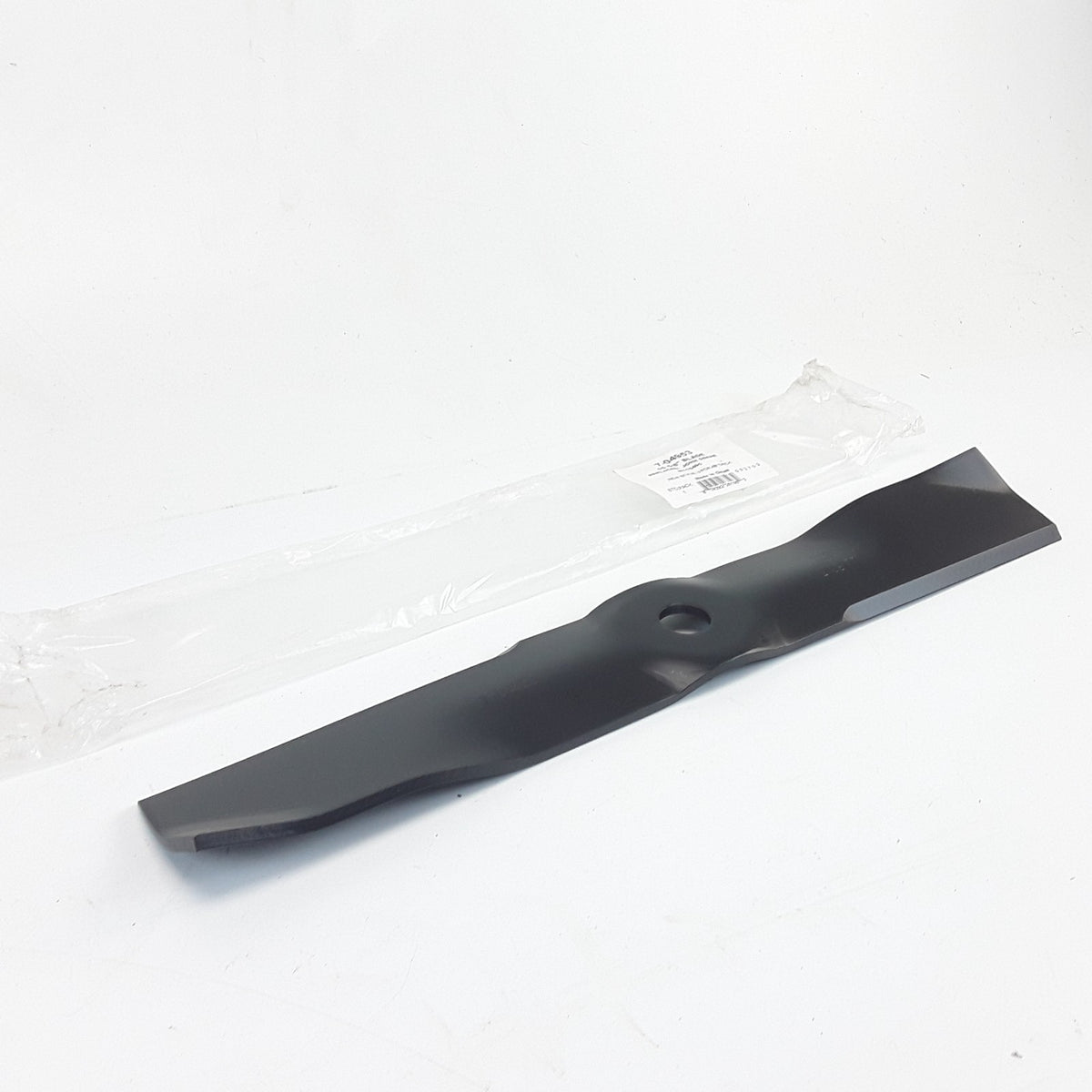 Prime Line 7-04953 Lawn Mower Blade 16-5/8 Inches Replaces John Deere M115495