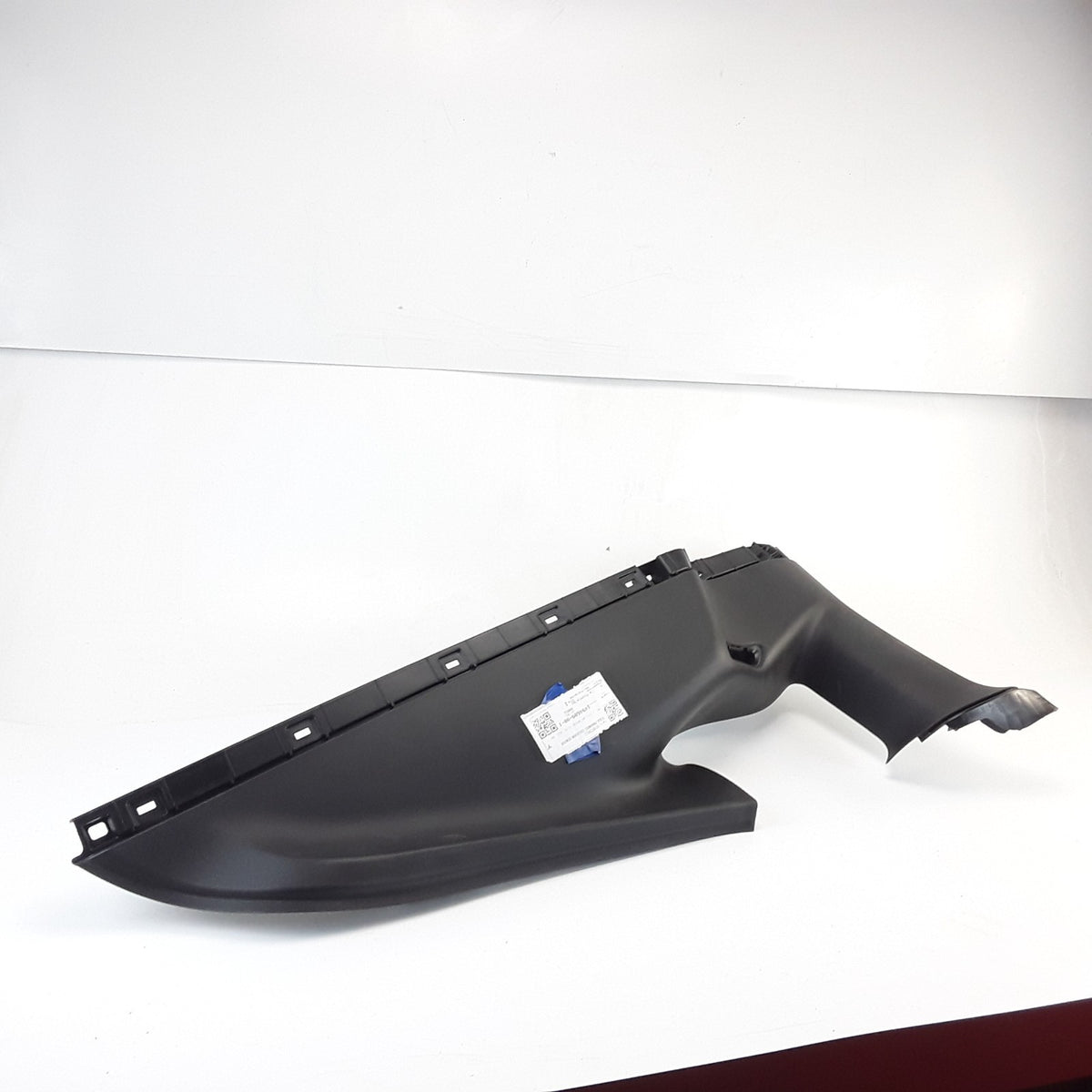 Model Y 2020-2025 RH Upper C-Pillar Trim 7 Seater 1494609-00-I OEM