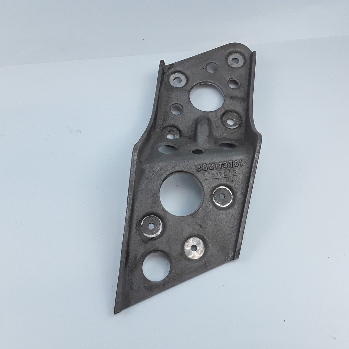 International Truck 3821137C1 Left Driver Side Mounting Mirror Hood Brace