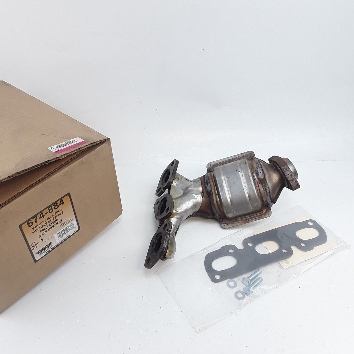 Dorman 674-884 Exhaust Manifold Converter Fits Mazda MPV (2000-2001) 2.5L-V6