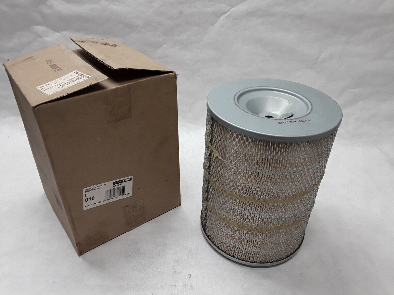 Air Filter Hastings AF1001 Blue Bird SHL TC2000 Blue Bird TC2000 FAST SHIPPING - HotCarParts