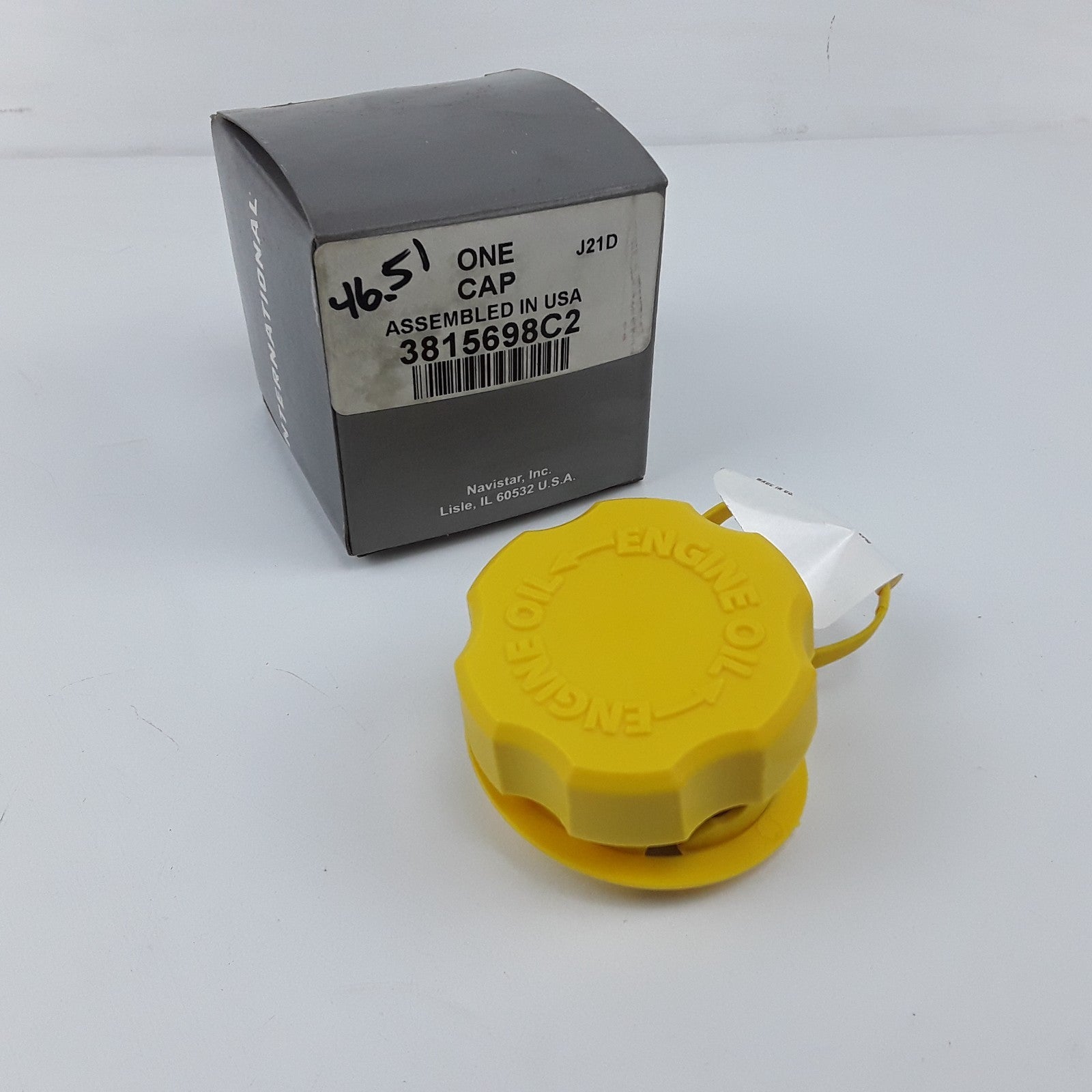 OEM International 3815698C2 Oil Fill Cap 1/4-Turn and Tether Fits Navistar Truck
