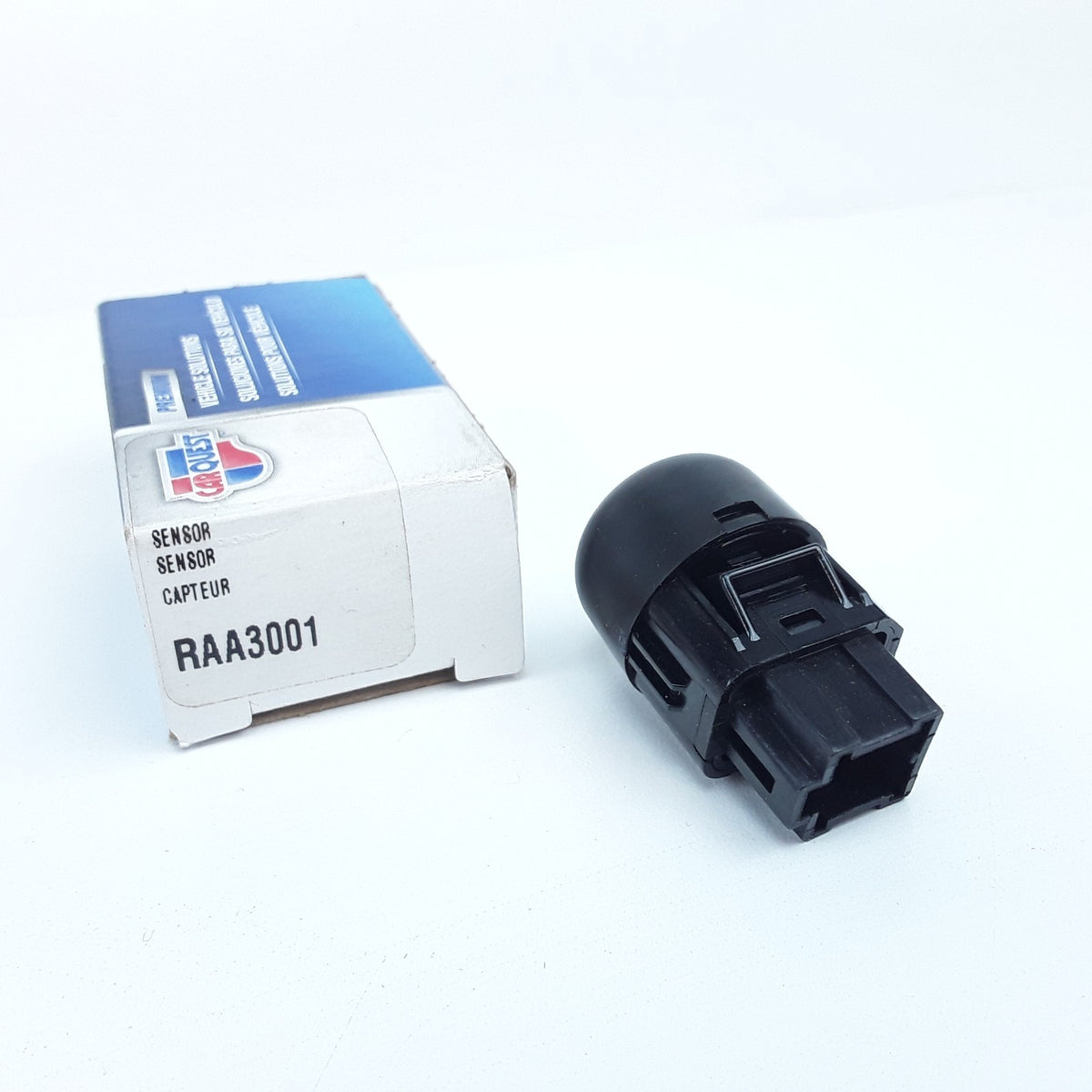 Carquest RAA3001 Automatic Sensor Fits Hyundai Entourage (2007-2008)