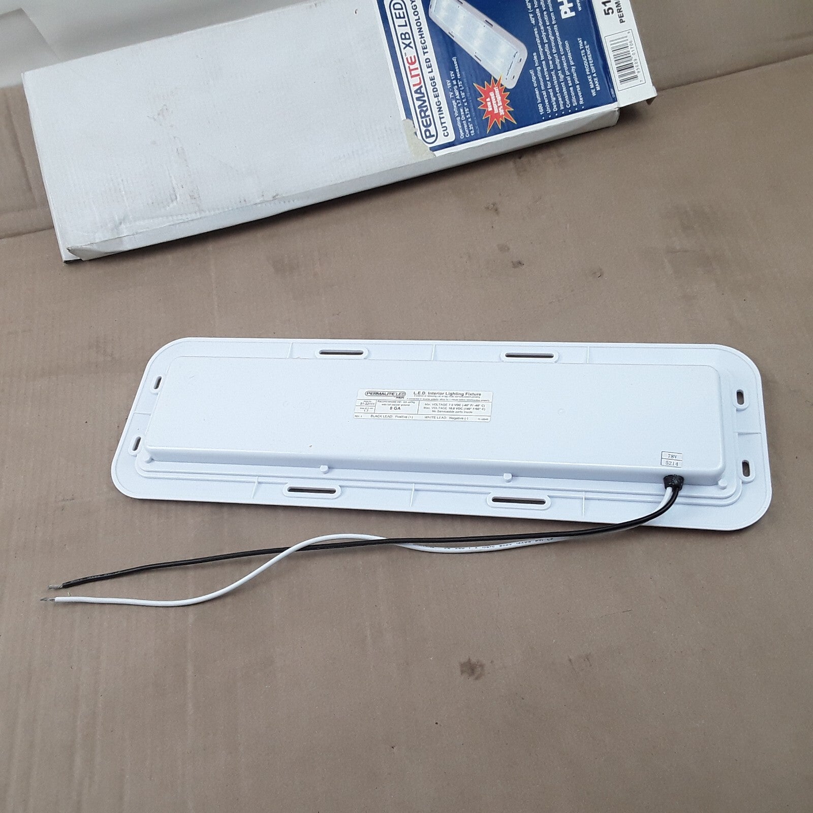 NEW Phillips 51-22111 Permalite  XB LED Cutting Edge Technology 7V-16V DC