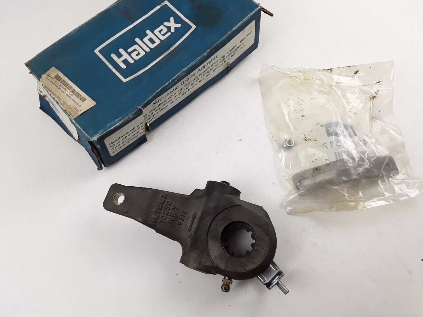 Haldex 41911001 Left Rear Slack Adjuster Kit 82-38286-000,82-38286-000,427-10517 - HotCarParts