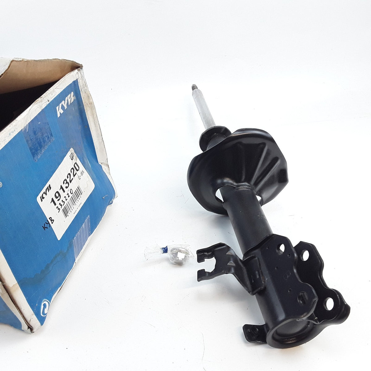 Front Left Suspension Strut Fits Nissan 200SX Sentra (1995 1996 1997 1998 1999)