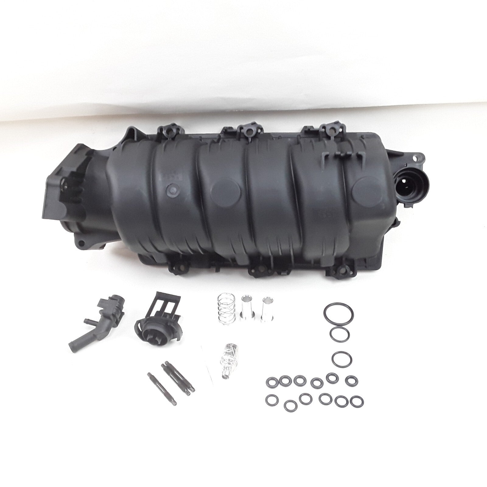 Upper Plastic Intake Manifold Fits Buick Chevrolet Oldsmobile Pontiac 1995-2005