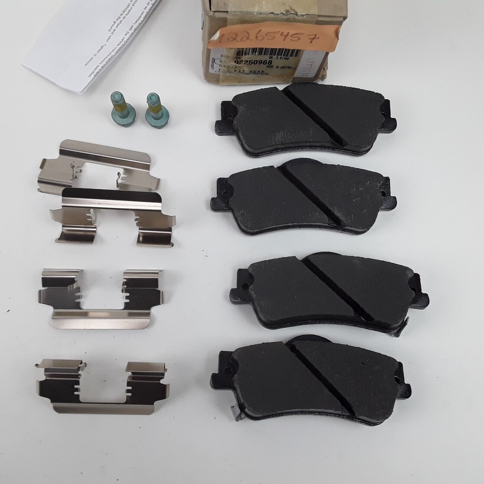 GM Rear Disc Brake Pad Kit for Chevrolet Caprice 2011-2017, Pontiac G8 2008 2009