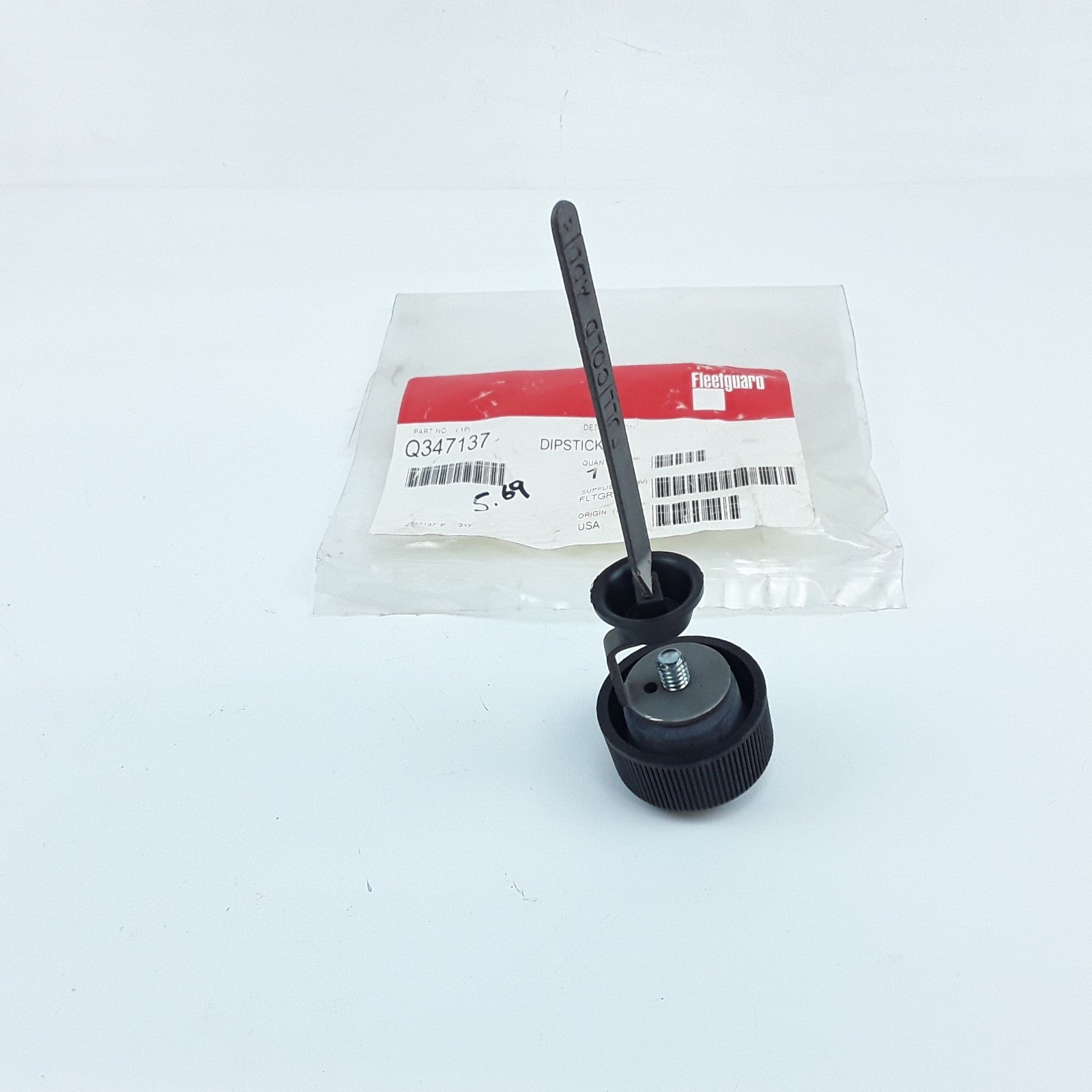 Fleetguard Q347137 Power Steering Reservoir Cap Dipstick For Mack Trucks