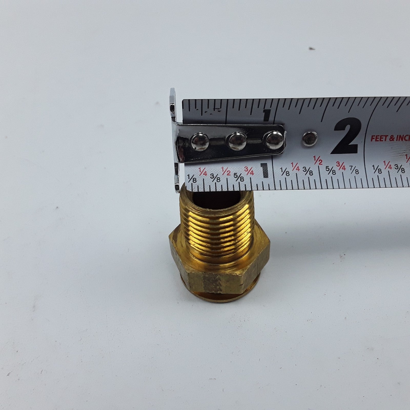 Quick Connect 1/2 NPT Adapter Fitting 20395038 For Class 8 Trucks & Equipment