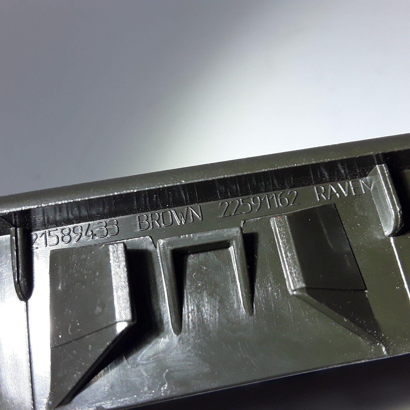 Volvo 22591162 Defroster Shutter Fits Volvo VNL 760 (2019 2020 2021 2022 2023)