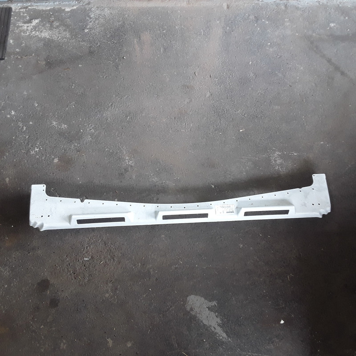 p/n R22-1148  R22-1173 Upper Firewall Closure Panel Fits Kenworth and Peterbilt