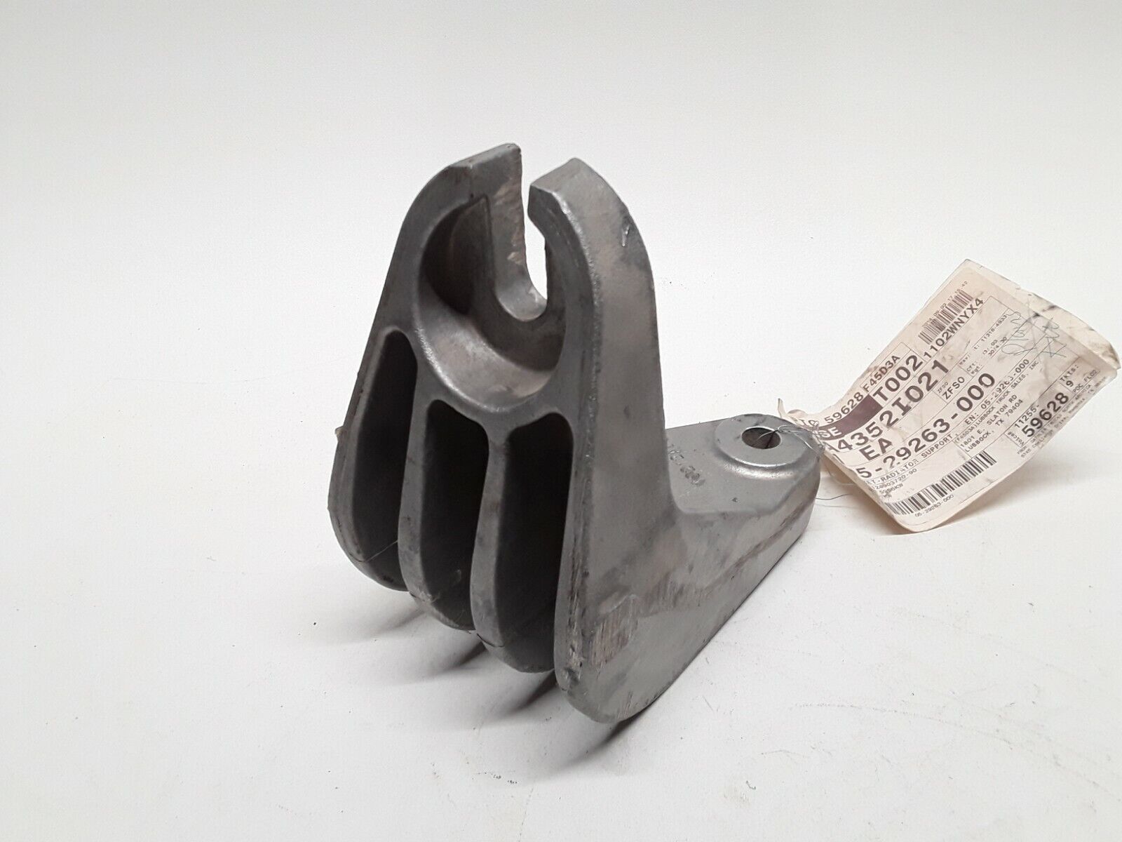 FREIGHTLINER CORONADO BRACKET-RADIATOR SUPPORT, 05-29263-000 / 05-27000-000 - HotCarParts