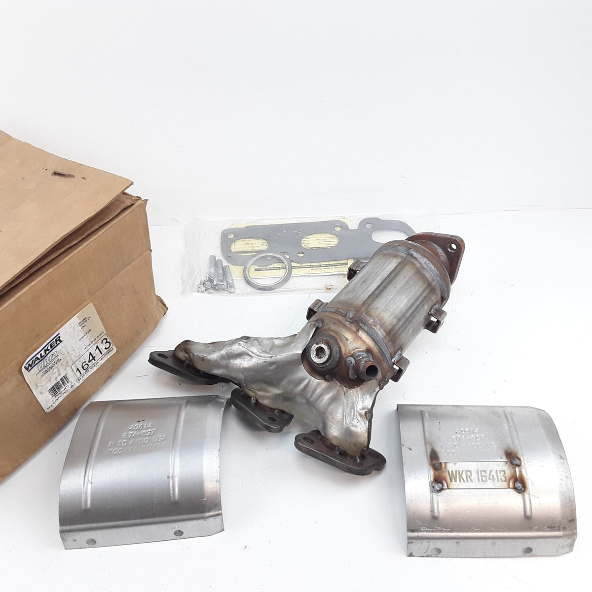 Catalytic Converter W/ Integrated Exhaust Manifold Fits Mazda 6 2003-2005 3.0L