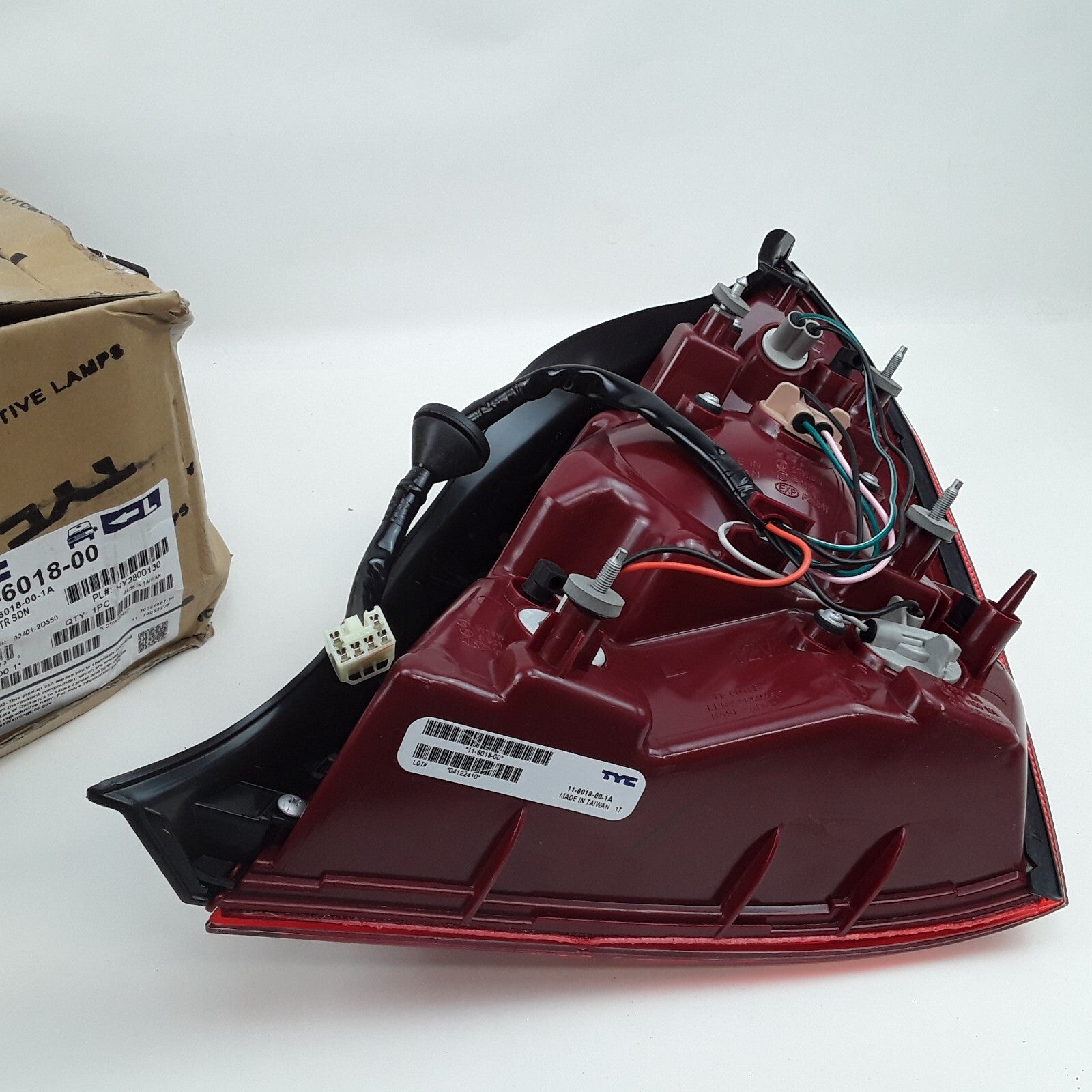 TYC 11-6018-00 Left Tail Light Assembly Fits Hyundai Elantra (2004 2005 2006)