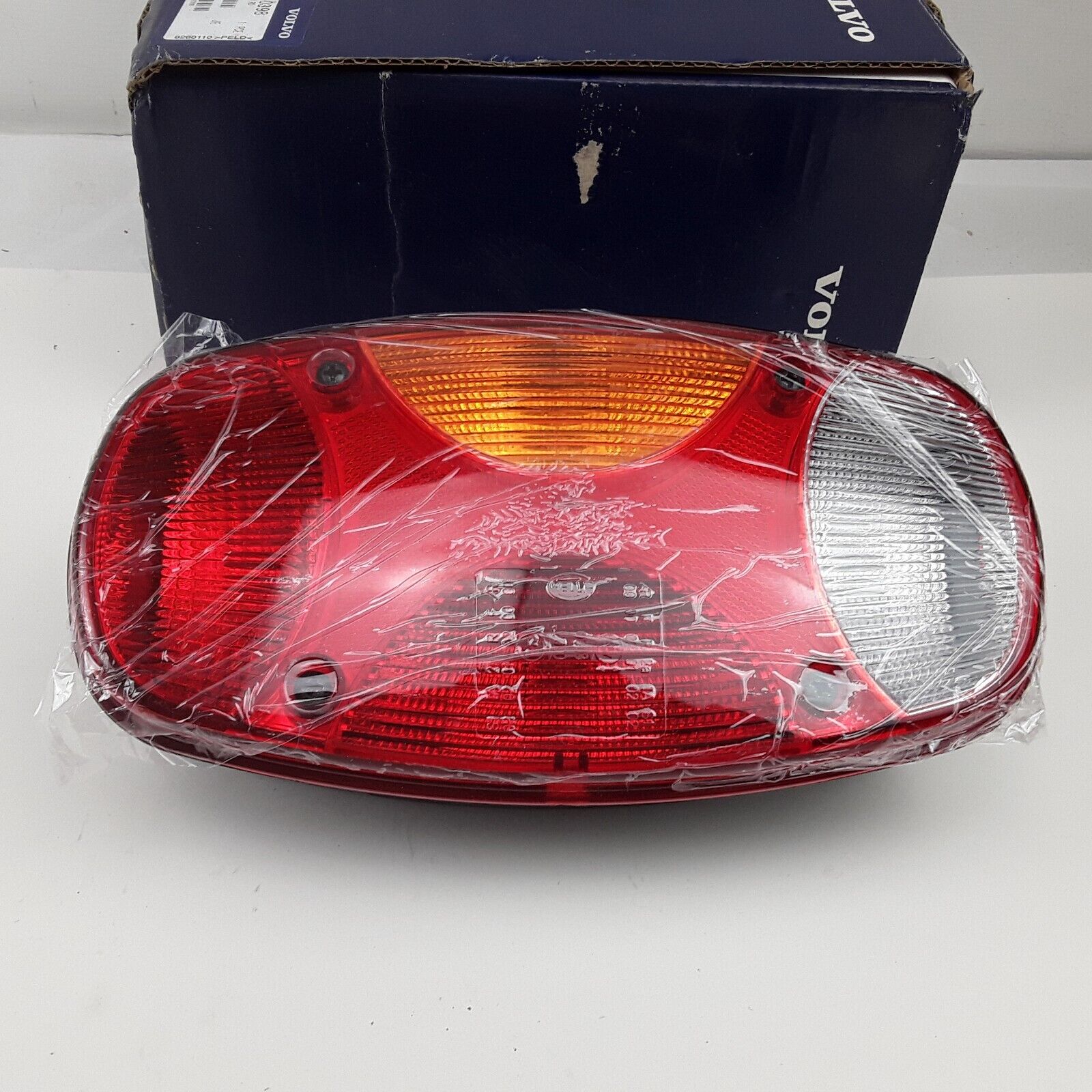 Volvo 15240398 Rear Left Tail Light Lamp Hella 2VP343640-042 L20H, L25H, L30G