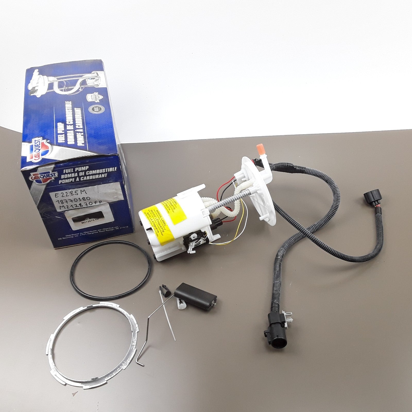 Fuel Pump Module Assembly Fits Ford Taurus Mercury Sable (2000 2001 2002 2003)