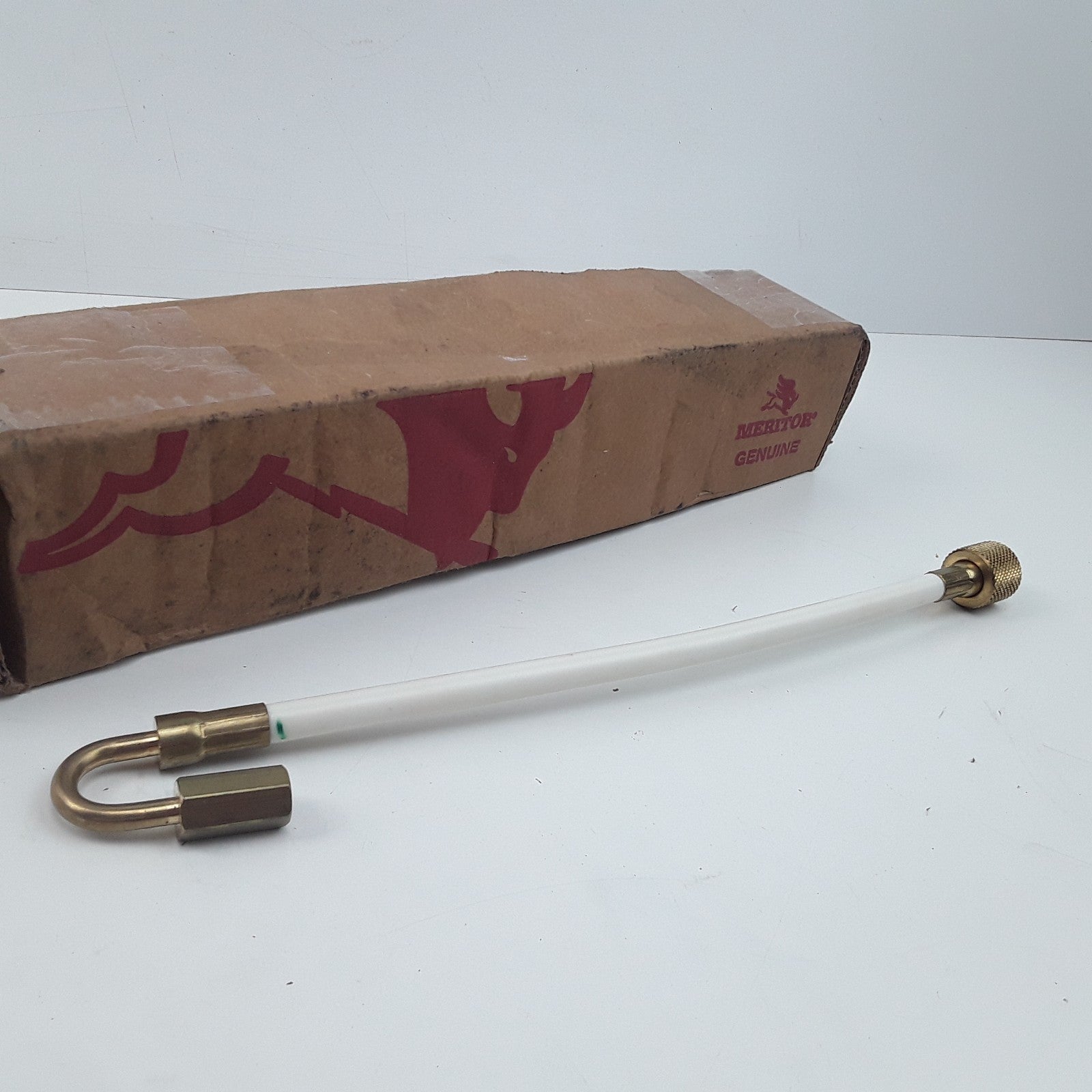 Meritor 3136400 Tire Inflation System Flex Hose Length 11.5in For 17.5 in Wheels